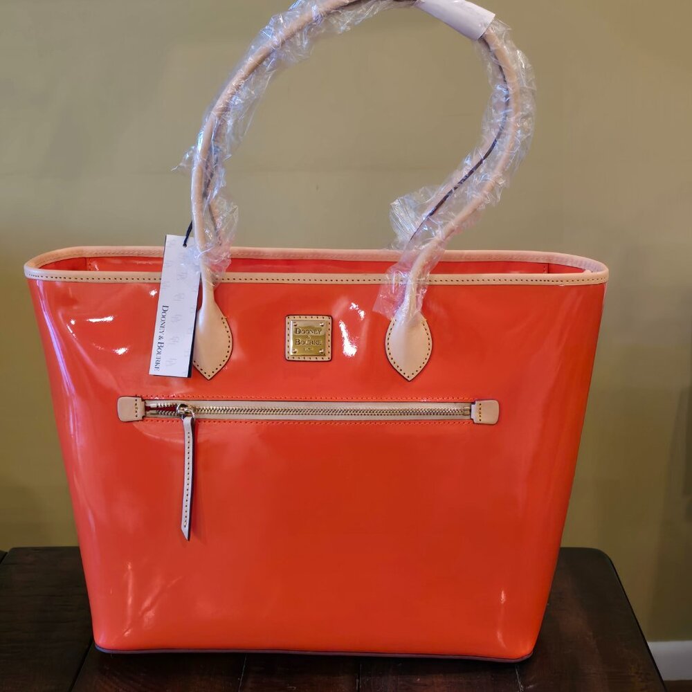 NWT - DOONEY & BOURKE Large Patent Leather Tote Bag - Orange - Picture 6 of 7